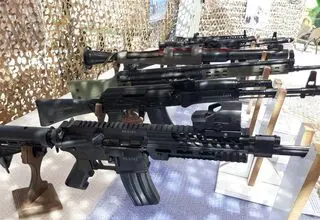 کشف سلاح و مواد پیش‌ساخت انفجاری در کوهدشت