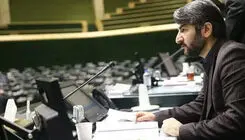 افرادی که ماهانه 20، 30 میلیون درآمد دارند، از درمان منصرف می‌شوند 