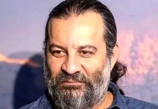 مهراب قاسمخانی چیدمان متفاوت خانه‌اش را به نمایش گذاشت