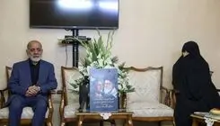 سرلشکر عبداللهی با خانواده شهید شیرازی دیدار کرد