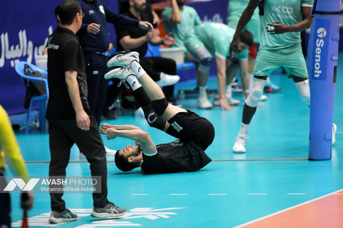 دیدار تیم های والیبال پیکان تهران و رازین پلیمر