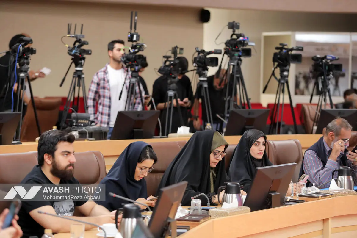 نشست خبری دبیر ستاد ملی مراسم وداع و تشییع پیکر مطهر رهبر شهید