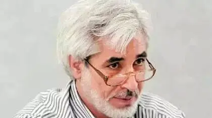 عرب سرخی: با مراجعه به درب منزل، احضار شدم