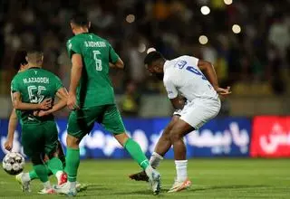 استقلال - شمس آذر در شهر قدس