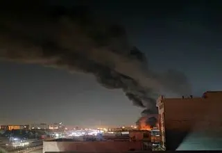 تصاویر آتش سوزی و دود غلیظ در شرق تهران