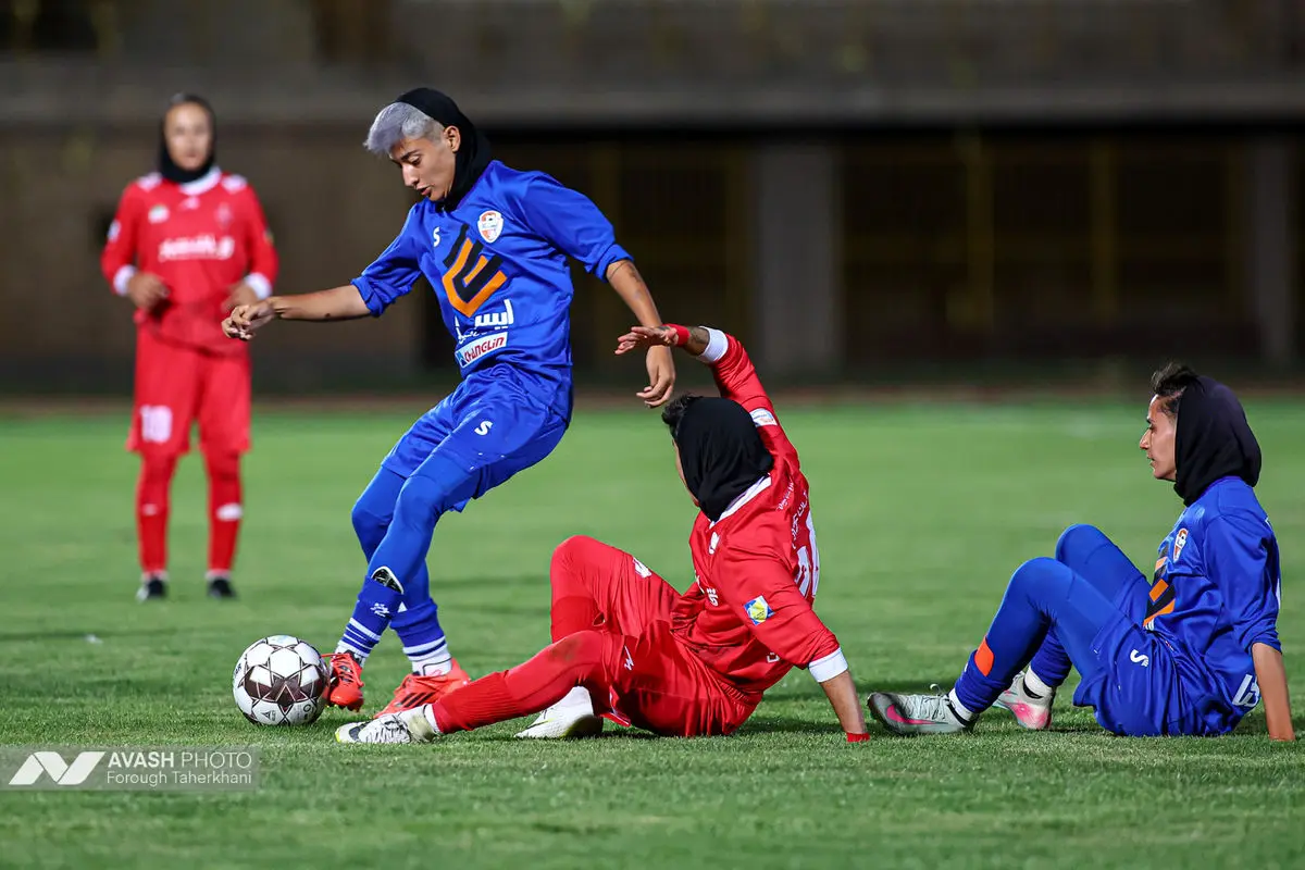لیگ برتر فوتبال زنان- ایستا البرز و پرسپولیس