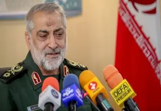 شکارچی: برای ایستادگی در برابر مستکبران هزینه‌های بزرگی داده‌ایم