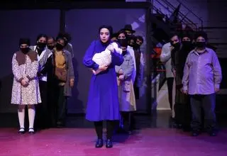 پربازیگرترین اثر جشنواره ۴۴ تئاتر فجر روی صحنه رفت