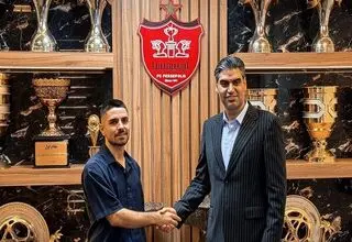 تمدید قرارداد محمد عمری با پرسپولیس