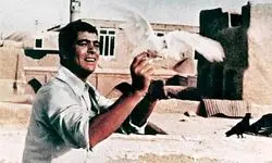 عکس/ صف جلوی سینما، هنگام اکران فیلم طوقی؛ سال ۱۳۴۹