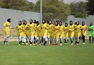 جلسه تمرینی تیم ملی فوتبال زنان برای دیدار تدارکاتی 
