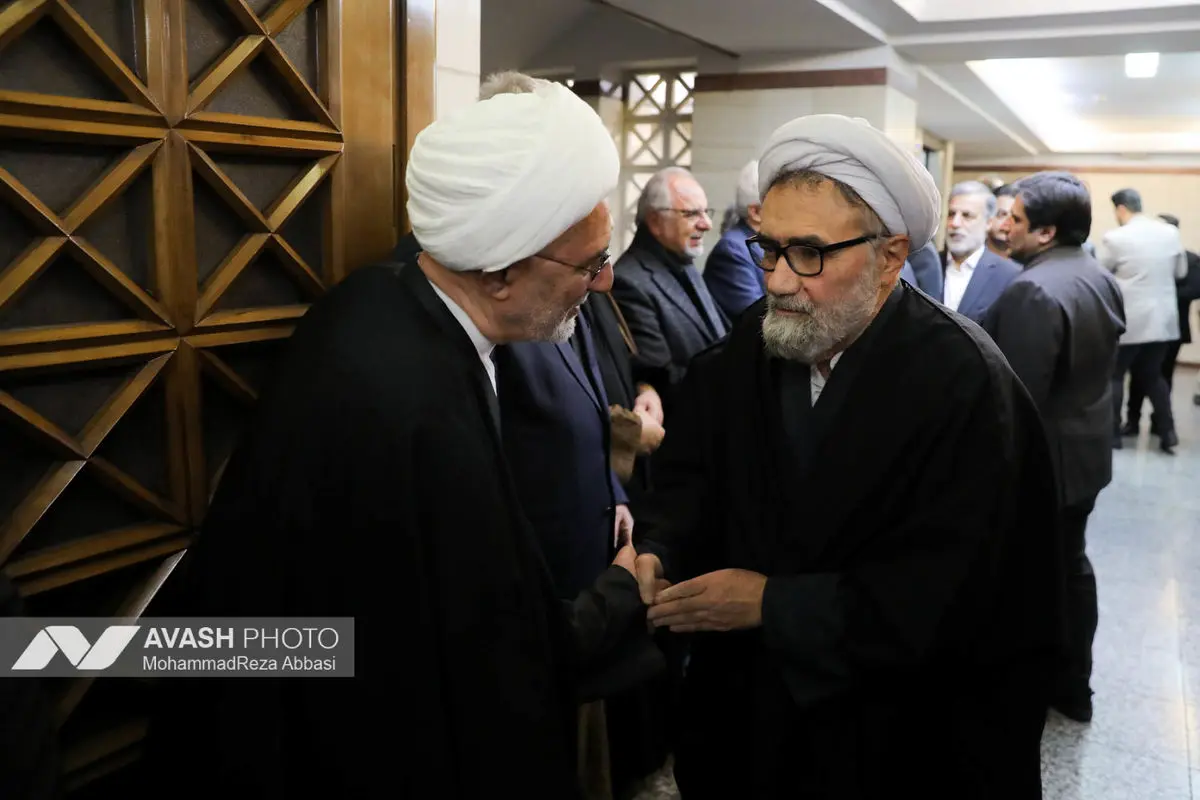 مراسم ترحیم اشرف بروجردی