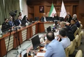 وزیر راه و شهرسازی: مشکلی در جابه‌جایی مسافران و حمل کالاهای اساسی وجود ندارد