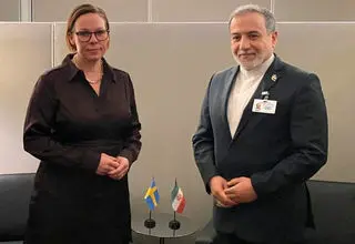 رایزنی وزیران خارجه ایران و سوئد درباره موضوعات بین‌المللی