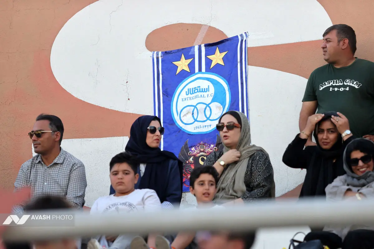 نونهالان استقلال و پرسپولیس