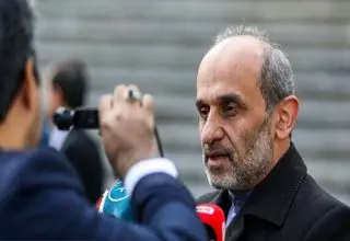 جبلی: آوار برداری ساختمان شیشه ای آغاز شده است