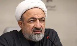 امتناع رسایی از حکم قاضی برای عذرخواهی از مجلس و محکومیت به ۱۰ ماه حبس 