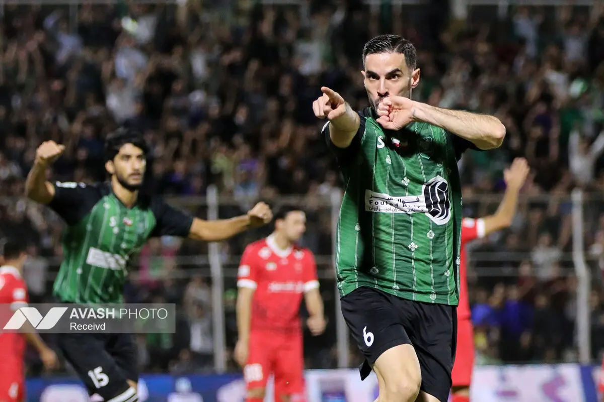 لیگ برتر فوتبال - خیبرخرم آباد و پرسپولیس