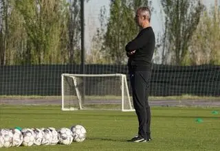 کارتال به دنبال جذب بازیکن ترکیه برای حضور در پرسپولیس