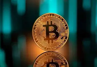 به‌روزرسانی قیمت ارزهای دیجیتال؛ پیشتازی بیت‌کوین 