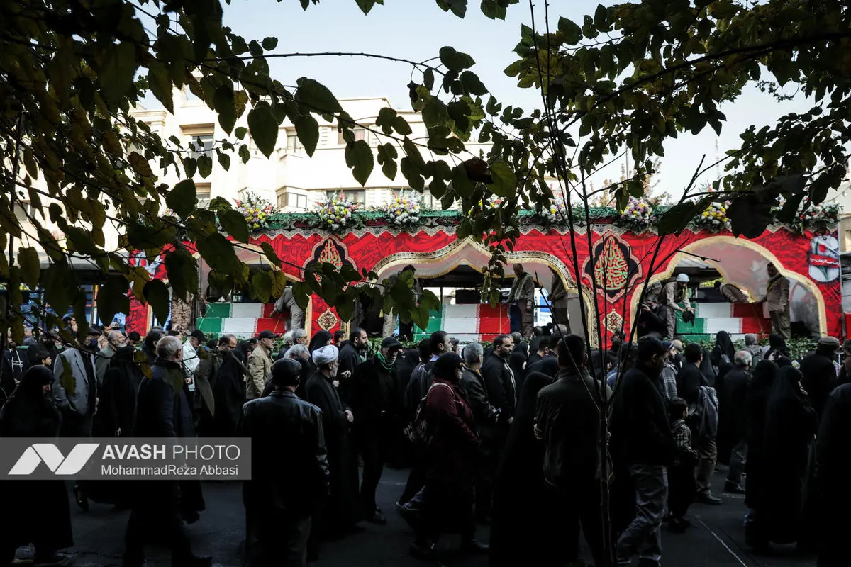 مراسم تشییع پیکرهای ۱۰۰ شهید گمنام - تهران