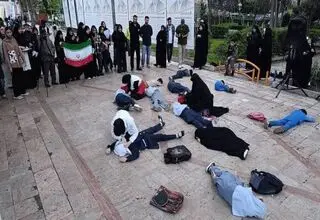 رویداد «به کدامین گناه؟» در هفته هنر انقلاب اسلامی برگزار شد