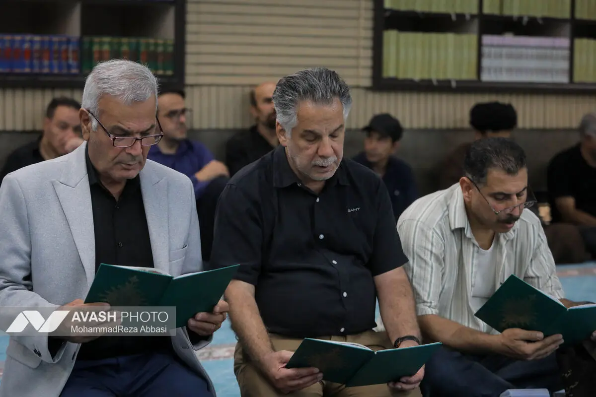 مراسم یادبود مرحوم «اکبر عبدی» در مسجد بلال صدا و سیما