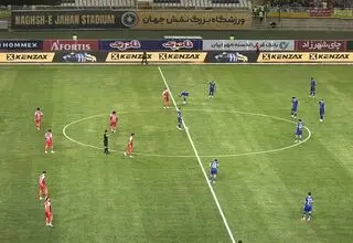 حواشی نیمه اول دربی پایتخت در نقش‌ جهان/ از کری‌خوانی روی سکوها تا فرصت‌سوزی علیپور