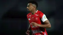 مدافع پرسپولیس ایران را ترک کرد