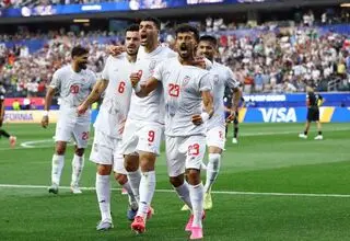 ورمزیار: سه امتیاز از چنگمان پرید؛ هافبک‌های جوان باید فرصت بازی بگیرند 