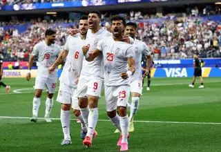 ورمزیار: سه امتیاز از چنگمان پرید؛ هافبک‌های جوان باید فرصت بازی بگیرند 