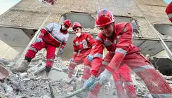 تصاویر محل برخورد راکت در حوالی میدان آزادی تهران