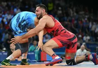آذرپیرا ملی‌پوش شد
