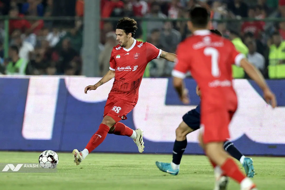 لیگ برتر فوتبال - پرسپولیس و گل‌گهر