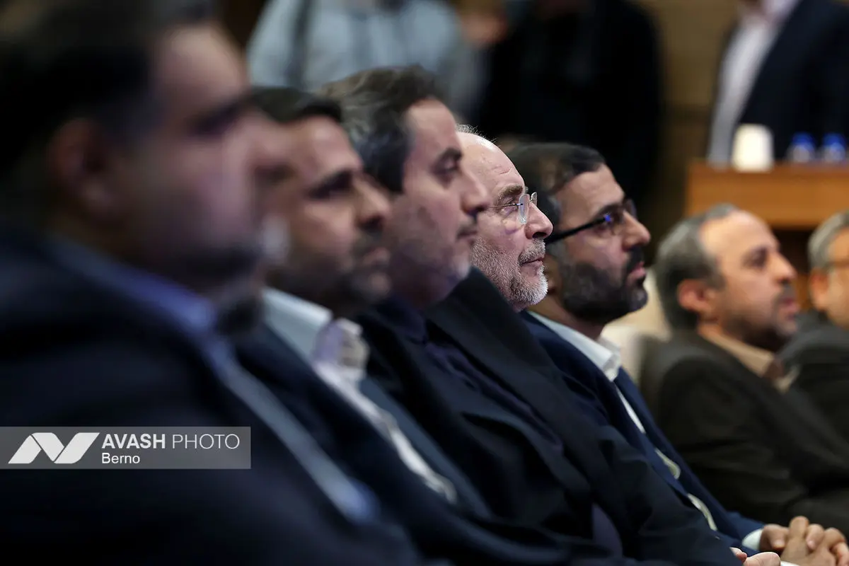 نشست خبری رئیس مجلس شورای اسلامی