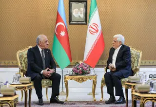 عارف: آذربایجان جایگاه ویژه‌ای در سیاست خارجی ایران دارد