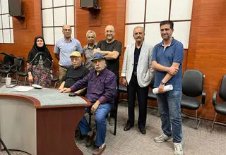 اکبر زنجانپور و بهزاد فراهانی «روال عادی» را در رادیو نمایش اجرا کردند