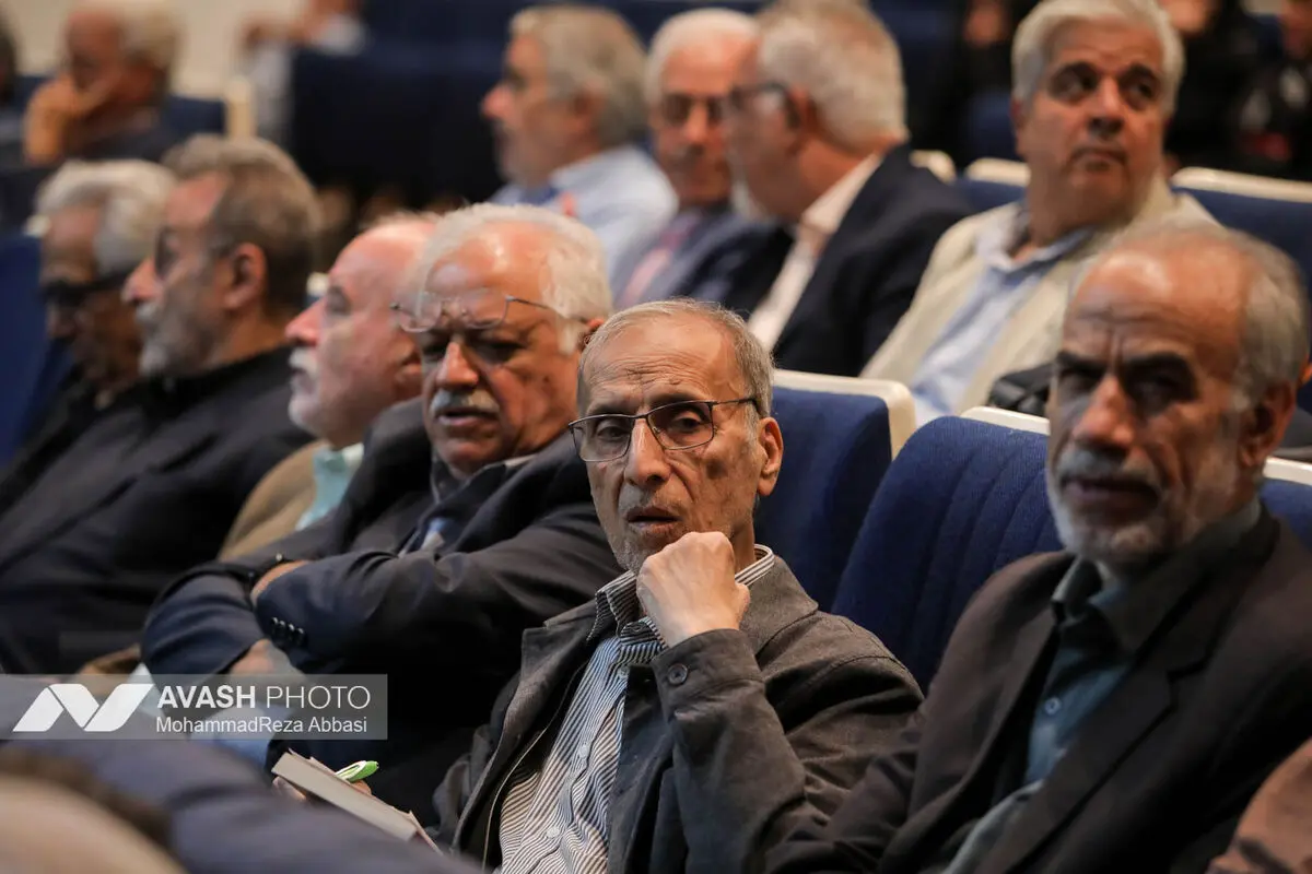 ابوالقاسم قاسم‌زاده، روزنامه‌نگار برجسته، مدیر فرهنگی