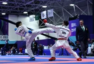 علی مسکینی از سد حریف مالزی گذشت