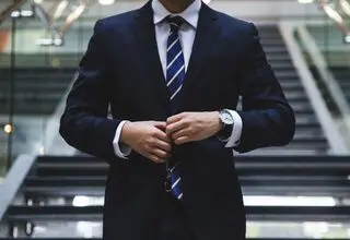 فهرست پردرآمدترین مدیران ۲۰۲۴؛ از مدیرعامل شوکرساز تا سلطان نتفلیکس+اینفوگرافیک