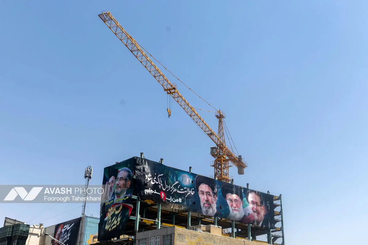 مراسم تشییع پیکر مطهر رهبر شهید انقلاب در تهران - ۴