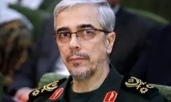 یازدهمین کنگره ادبیات پایداری با پیام سرلشکر باقری آغاز شد
