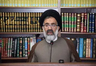 یک امام جمعه استعفا کرد 