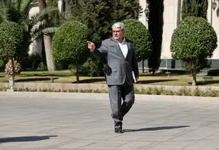 تقوی‌نژاد: تجدیدنظر در سهمیه خودروهای دولتی در دستورکار است