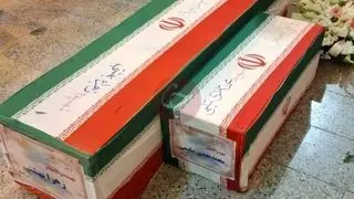 تصویر دردناک از تابوت یک مادر و فرزند + عکس 