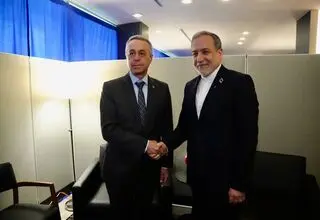 تاکید عراقچی بر عزم ایران برای دفاع قاطعانه از امنیت و حاکمیت ملی خود