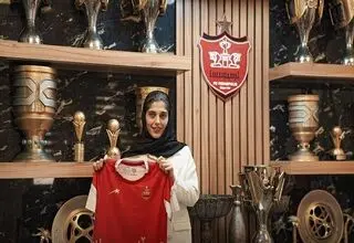 ثنا صادقی به پرسپولیس پیوست