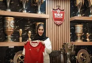 ثنا صادقی به پرسپولیس پیوست