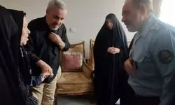 دیدار وزیر دفاع با خانواده شهید سپهبد محمد باقری