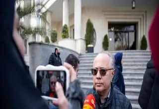 قدم اول شهرام دبیری برای ورود به مجلس؛ در انتخابات ثبت‌نام کرد